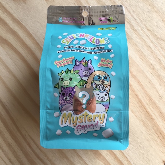 Squishmallow Series 1 Mystery Squad Blind Bag SCENTED - Picture 2 of 3